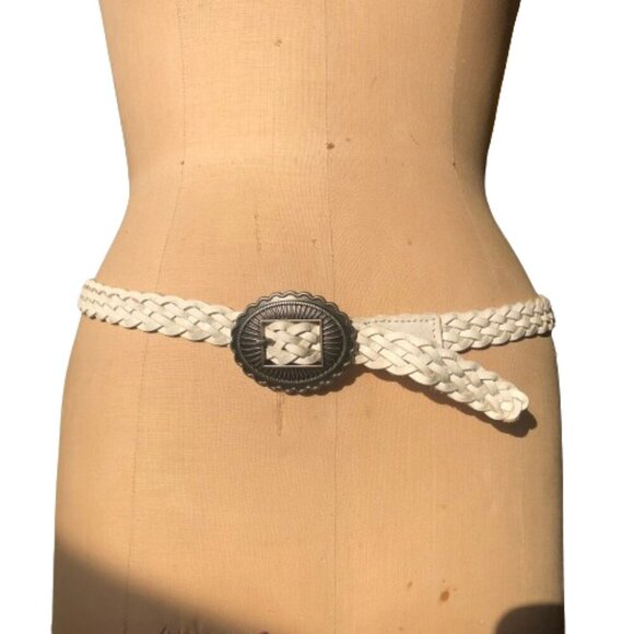 Guess made in Italy woven Boho silver color metal concho leather belt - Picture 7 of 12